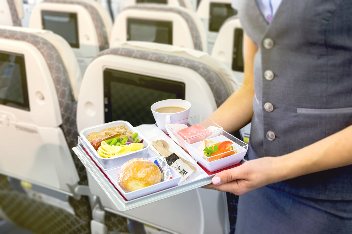 S626 - Dual salt & pepper sachets in info booklet / 750