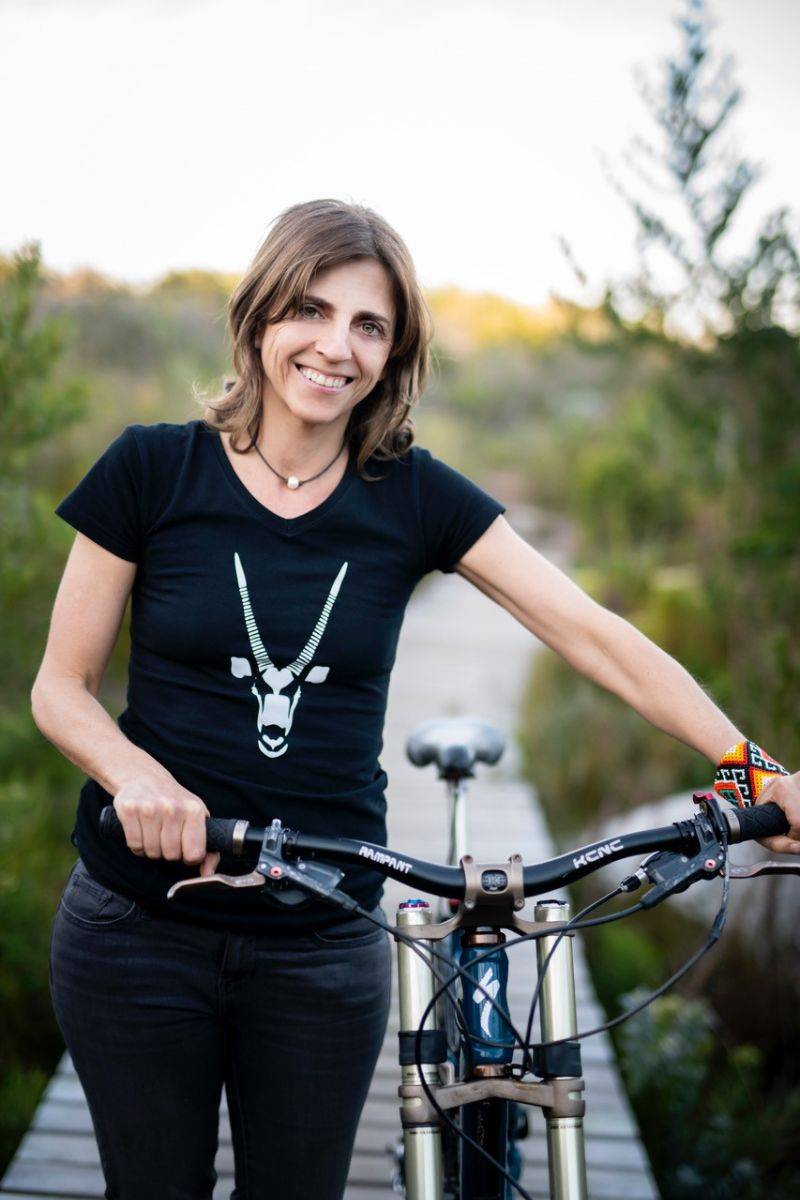 Oryx Desert Salt - T-Shirt V-Neck